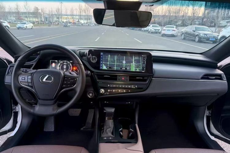 Used Lexus ES 2023 200 Excellence Edition
