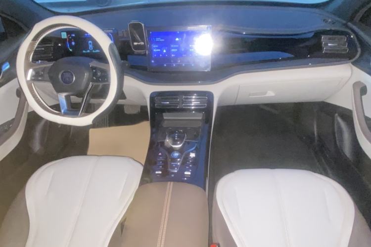 Used BYD Qin PLUS 2024 HONOR Edition DM-i 55KM Leading Model
