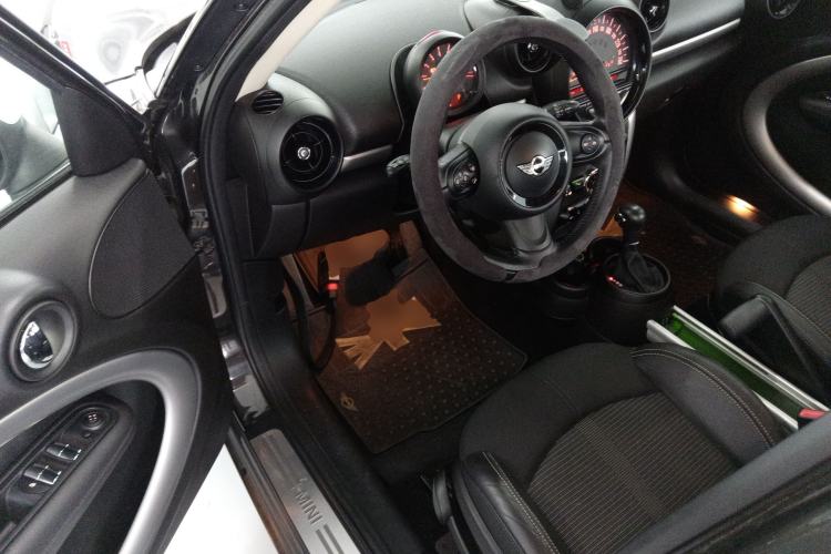 Used  Countryman 2014 1.6T COOPER ALL4 Fun
