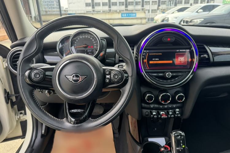 Used MINI MINI 2019 1.5T COOPER Artist Five-Door Edition
