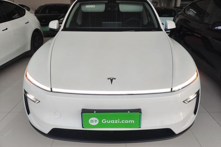 Used Tesla Model Y 2025 Rear-Wheel-Drive Version