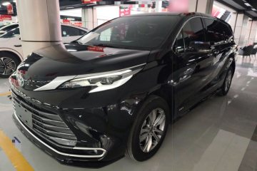 Used Toyota Sienna 2024 2.5L Hybrid Four-Wheel Drive Prestige Edition