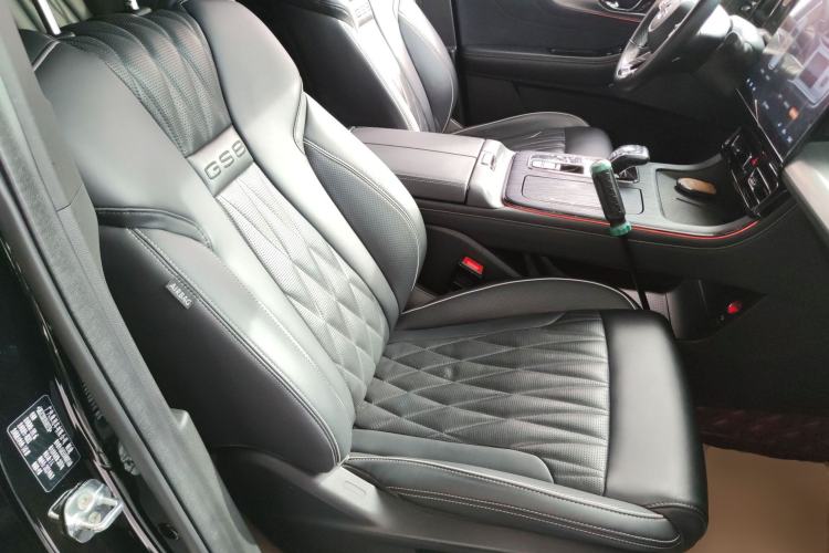 Used GAC Trumpchi GS8 2022 Double-Energy Series 2.0TM Four-Wheel Drive Premium Edition (7 Seats)
