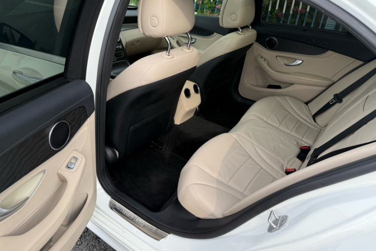 Used Mercedes-Benz C-Class 2015 C 260 L Sport Edition