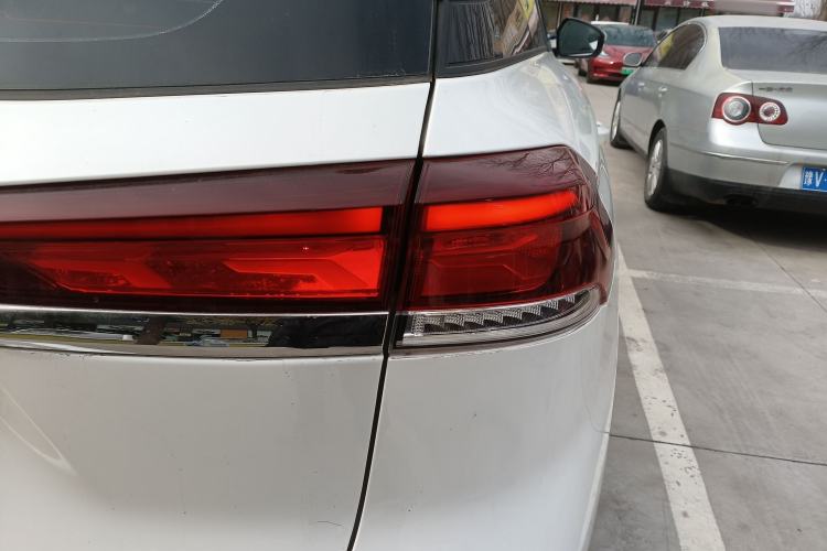 Used Oshan X7 PLUS 2023 Enjoy Edition 1.5T Automatic Prestige Model
