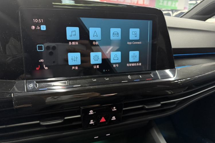 Used Volkswagen Golf 2023 Facelift 280TSI DSG R-Line