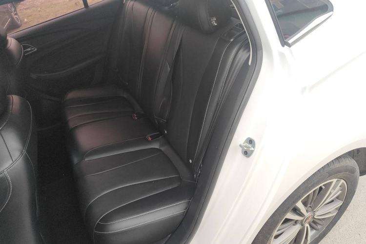 Used Roewe i5 2019 1.5L Manual 4G Connectable Langhao Edition
