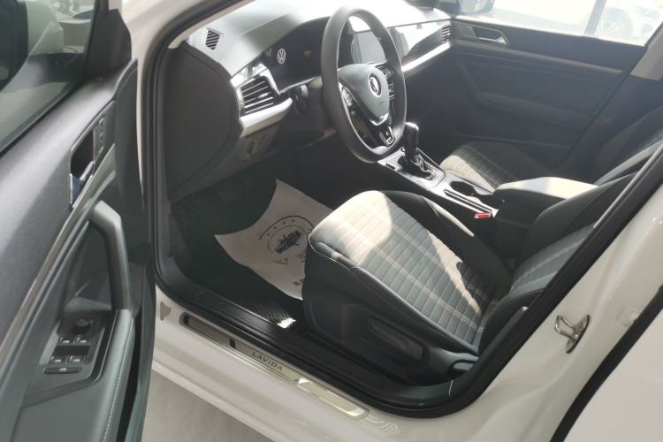 Used Volkswagen Lavida 2022 280TSI DSG Comfort Edition
