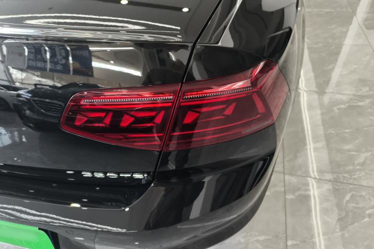 Used Volkswagen Magotan 2023 2 Million Units Limited-Edition 380TSI DSG Flagship Version
