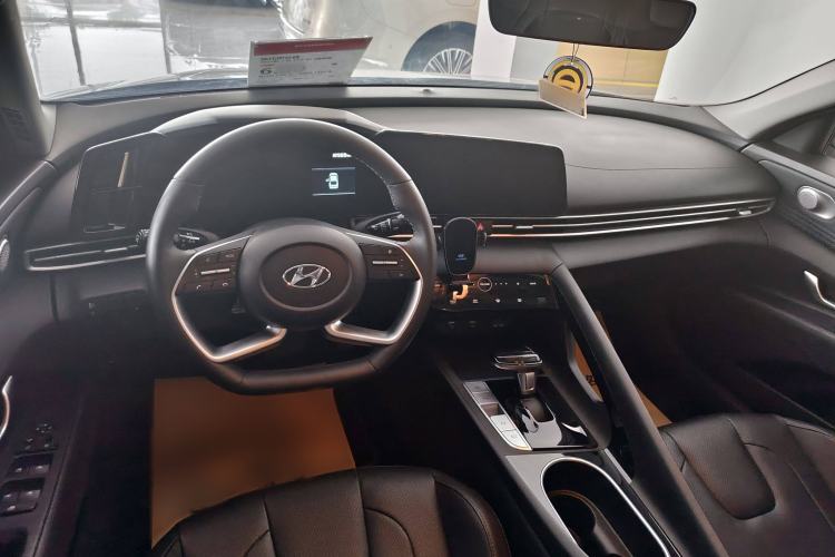 Used Hyundai Elantra 2022 1.5L CVT GLX Elite Edition
