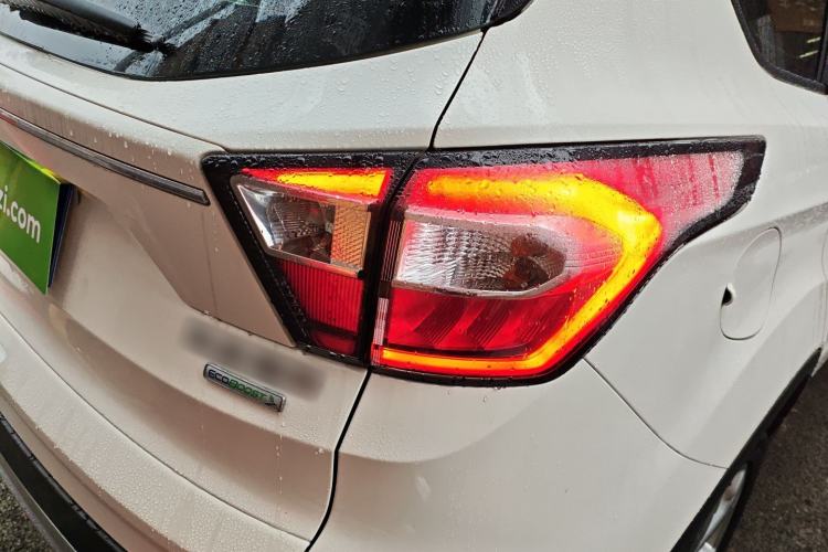 Used Ford Kuga 2017 EcoBoost 180 Two-Wheel-Drive Elite Trim
