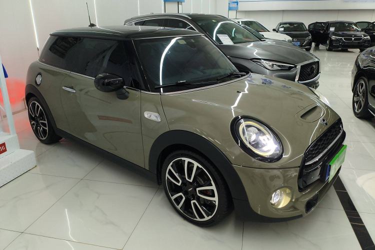 Used  MINI 2019 2.0T COOPER S Artist

