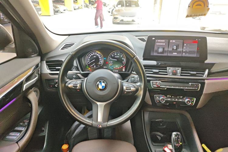 Used BMW X1 2022 sDrive25Li Leading Model
