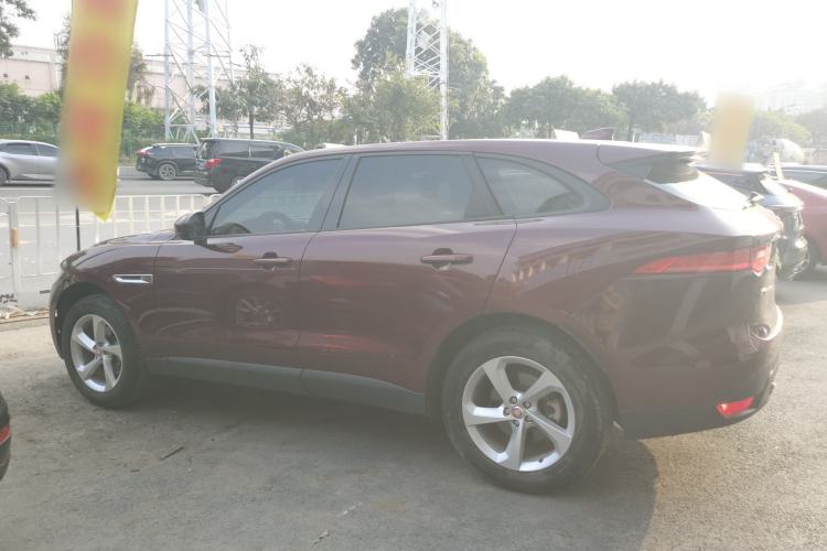 Used Jaguar F-PACE 2016 2.0T Two-Wheel Drive Urban Luxury Edition
