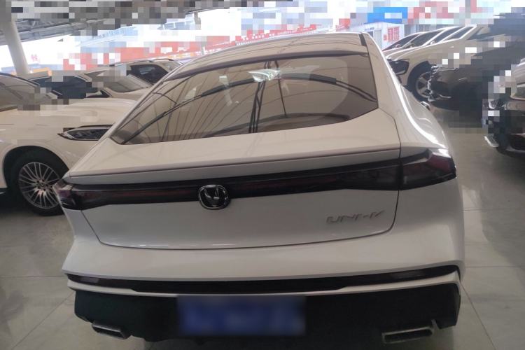 Used Changan UNI-V 2024 1.5T Prestige Edition
