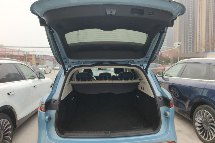 Used VOYAH FREE 2021 Four-Wheel Drive Standard All-Electric Exclusive Luxury Package