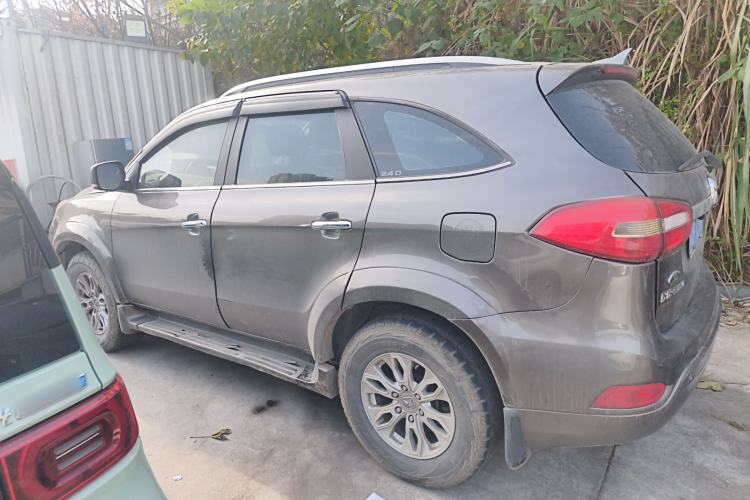 Used JMC Yusheng S350 2013 2.4T Manual Two-Wheel Drive Diesel Luxury 7-Seater
