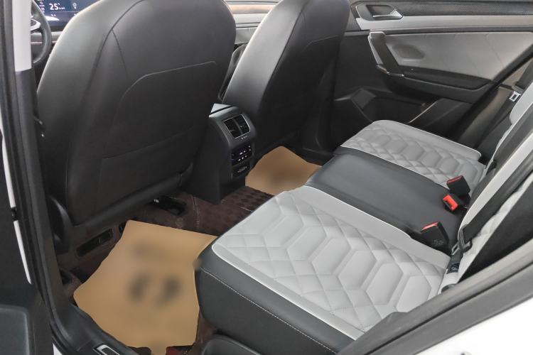 Used Volkswagen Tayron 2024 330TSI Two-Wheel Drive Luxury Plus Advanced Version
