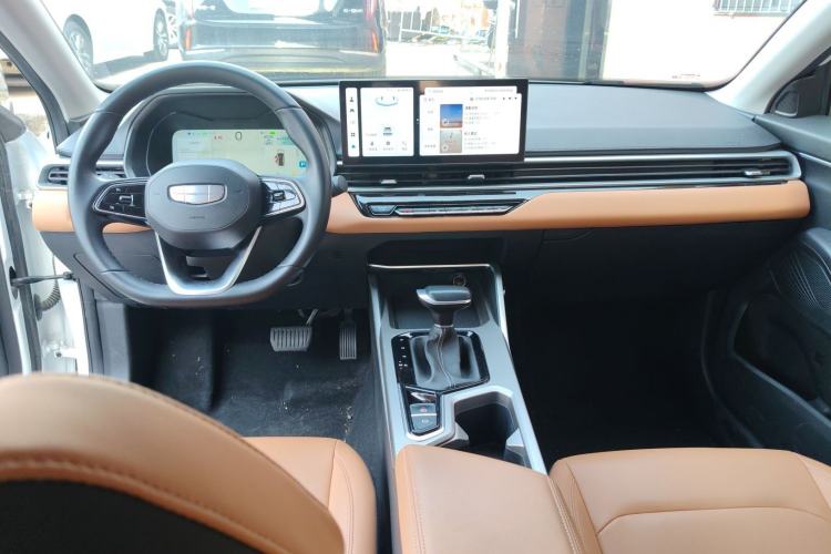 Used Geely Auto Emgrand 2025 4th Generation 1.5L CVT Flagship Version