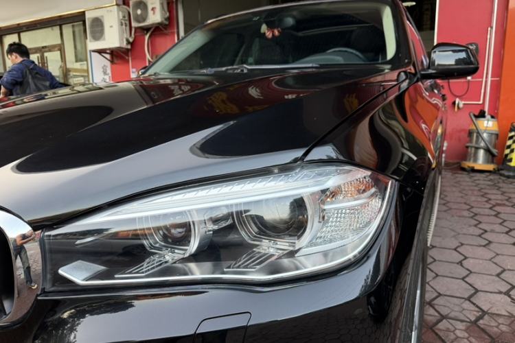 Used BMW X5 2015 xDrive28i
