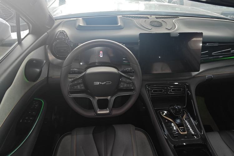 Used BYD Frigate 07 2023 DM-i 100KM Flagship Model
