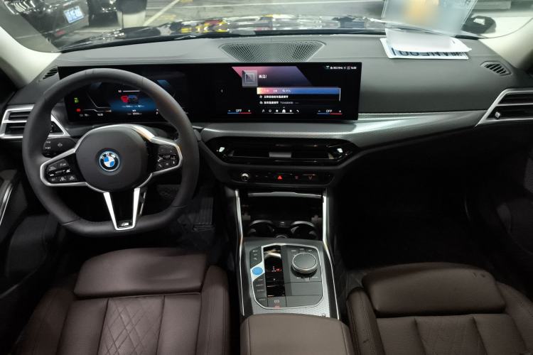 Used BMW i3 2025 eDrive 40 L Midnight Edition
