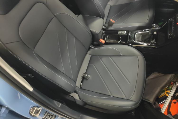 Used Volkswagen Tharu 2025 NewRui 300TSI Prestige Edition
