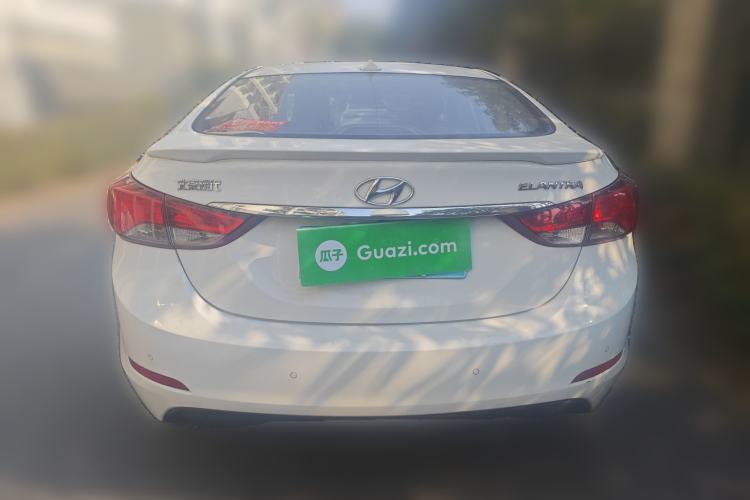 Used Hyundai Elantra (5th Generation / Langdong) 2016 1.6L Automatic Smart Version