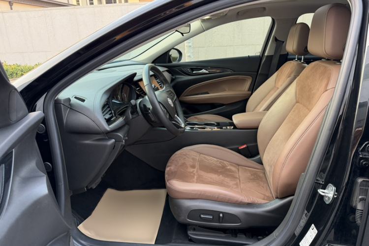 Used Buick Regal 2020 552T Luxury Version
