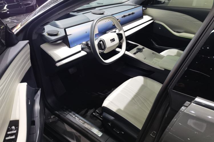 Used  E8 2024 665 km Range Rear-Drive Starship Long-Range Version