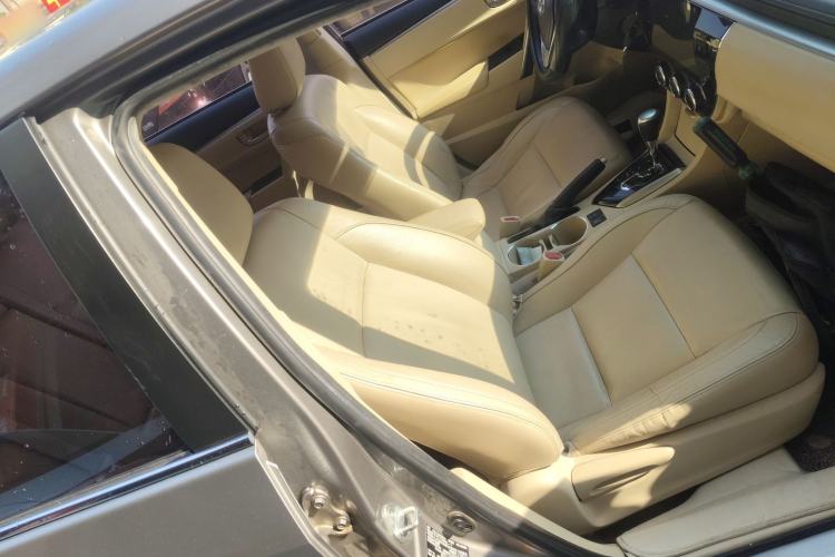 Used Toyota Corolla 2017 1.2T CVT GL-i Leather Edition
