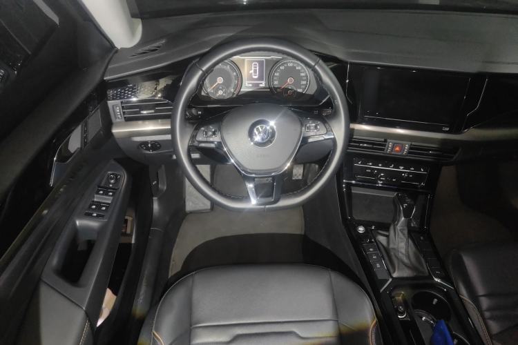 Used Volkswagen Passat 2020 330TSI Elite Edition China VI
