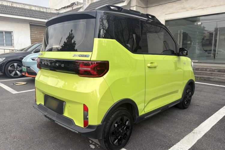 Used Wuling Hongguang MINIEV 2022 GAMEBOY 200km Gaming Edition with Lithium Iron Phosphate
