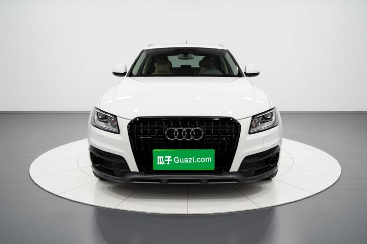 Used Audi Q5 2017 Plus 40 TFSI Technology Model