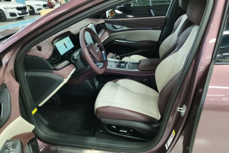 Used BYD Seal 2023 DM-i 1.5T 121km Flagship Model
