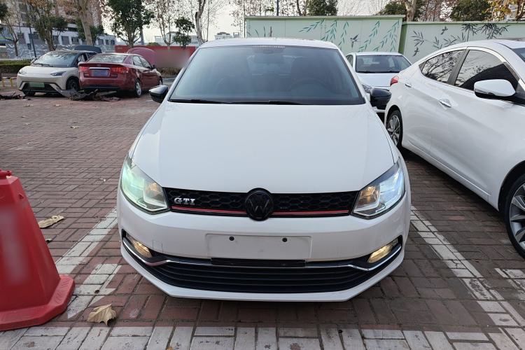 Used Volkswagen Polo 2014 1.6L Automatic Comfort Edition