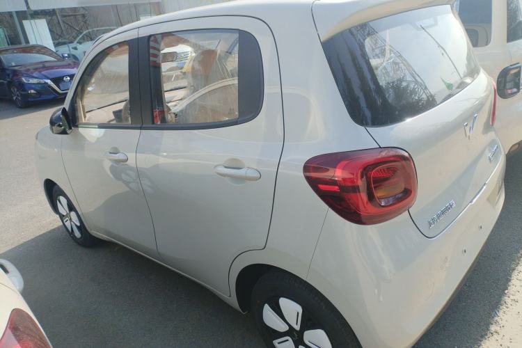 Used Wuling Hongguang MINIEV 2025 Four-Door Version Advanced Edition
