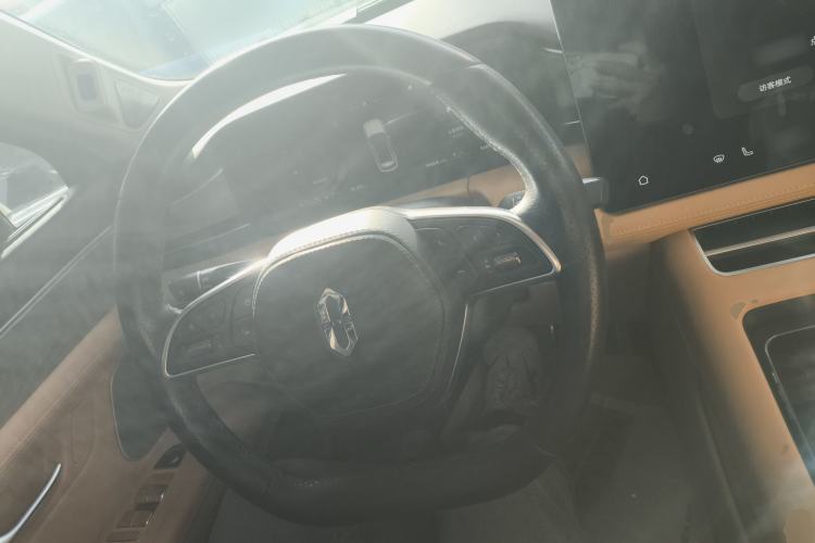 Used Hima AITO M5 2022 Extended-Range Four-Wheel Drive Performance Version
