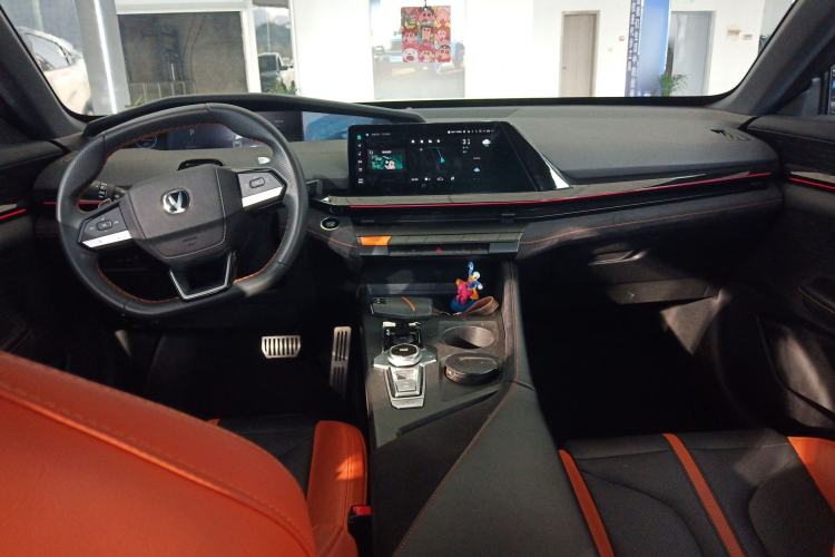 Used Changan UNI-V 2024 1.5T Prestige Sport Edition
