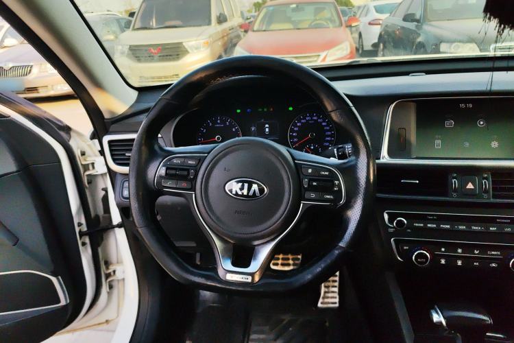 Used Kia K5 2016 1.6T Automatic LUX
