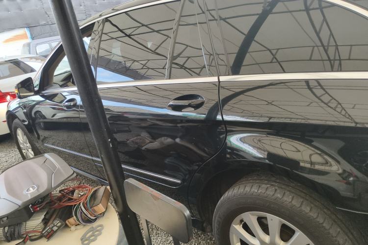 Used Mercedes-Benz R-Class 2017 R 320 4MATIC Business Edition Prestige Model
