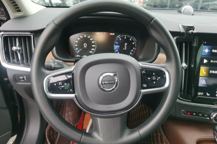 Used Volvo S90 2020 Facelifted T5 Zhiyi Luxury Edition