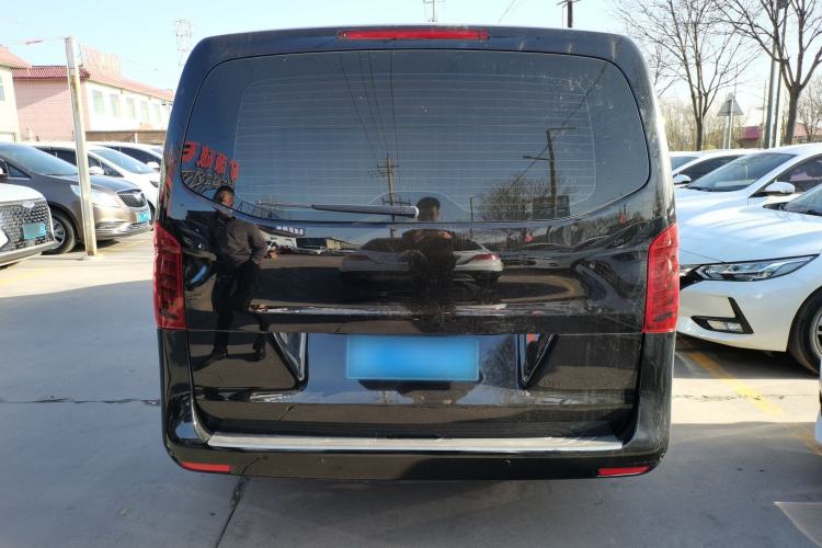 Used Mercedes-Benz Vito 2021 2.0T Elite Version 7 Seats
