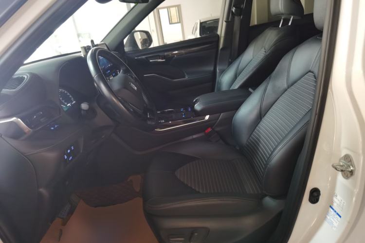 Used Toyota Crown Land Cruiser 2021 2.5L HEV Four-Wheel Drive Premium Edition
