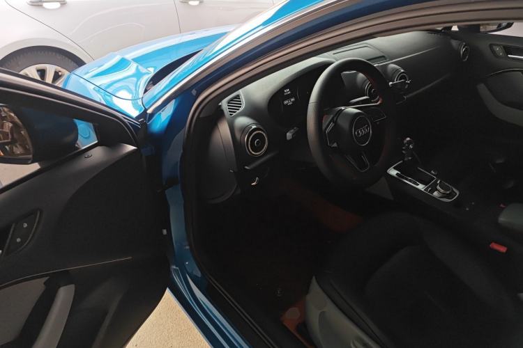 Used Audi A3 2018 30th Anniversary Edition Sportback 35 TFSI Ambition Model
