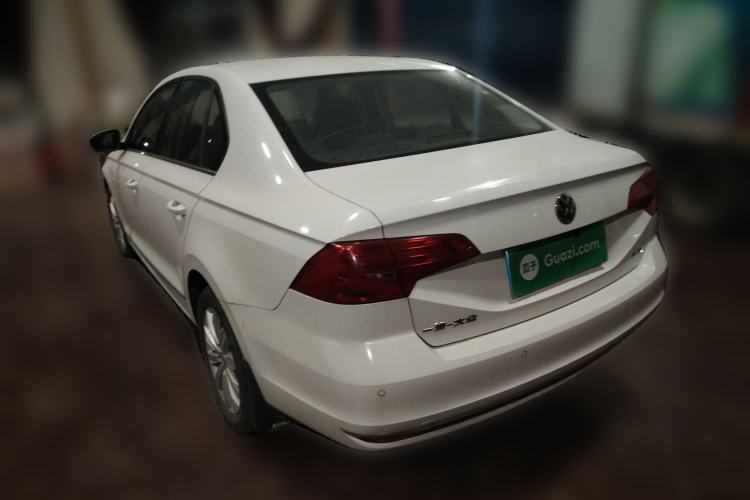 Used Volkswagen Bora 2016 1.6L manual Comfort trim level
