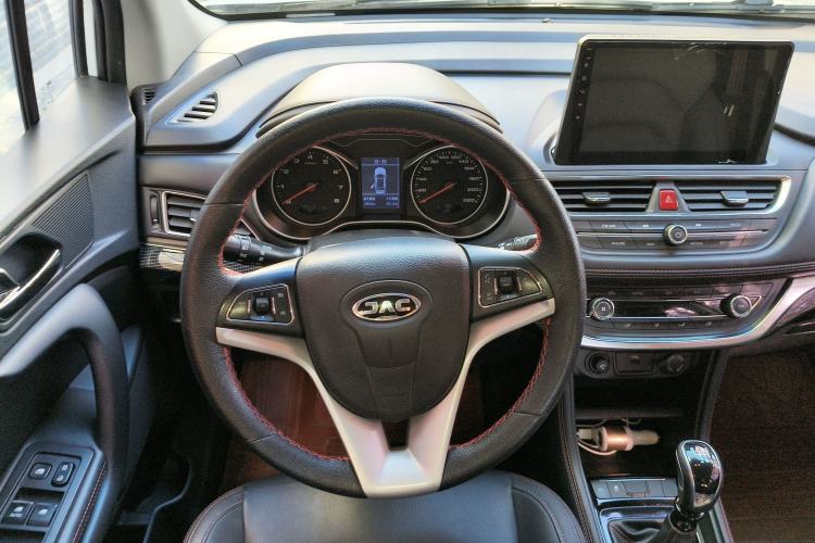 Used  Refine S3 2017 1.5L Manual Luxury Smart Model