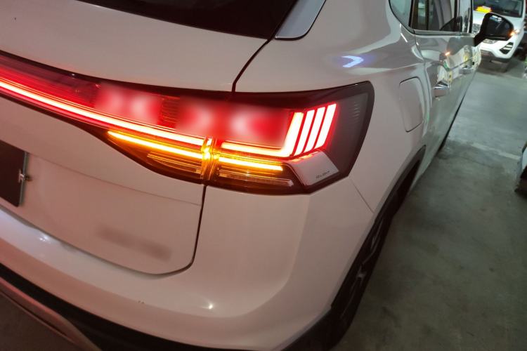 Used Volkswagen Tayron 2023 300TSI Two-Wheel-Drive Luxury Plus Advanced Edition
