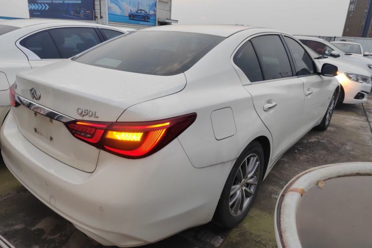 Used Infiniti Q50L 2022 2.0T Comfort Edition
