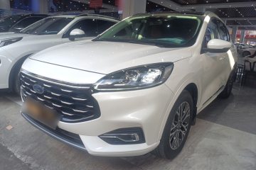 Used Ford Escape 2020 EcoBoost 245 Four-Wheel Drive Luxury Edition